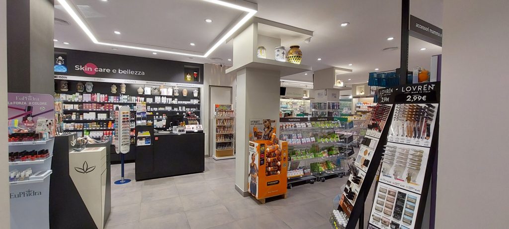 Migliorare le performance espositive dell’area vendita della farmacia con un progetto di Visual Merchandising completo di comunicazione – Now Farmacia Migliorare le performance espositive dell’area vendita della farmacia con un progetto di Visual Merchandising completo di comunicazione – Now Farmacia