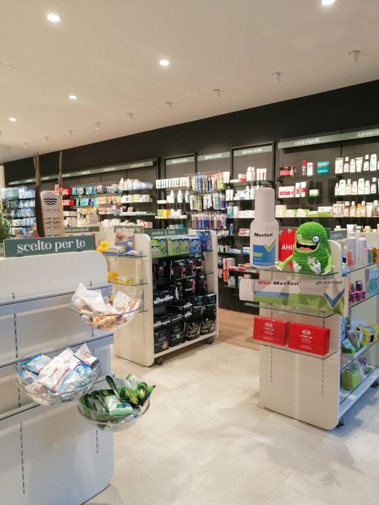 progetti di visual merchandising realizzati – Now Farmacia progetti di visual merchandising realizzati – Now Farmacia