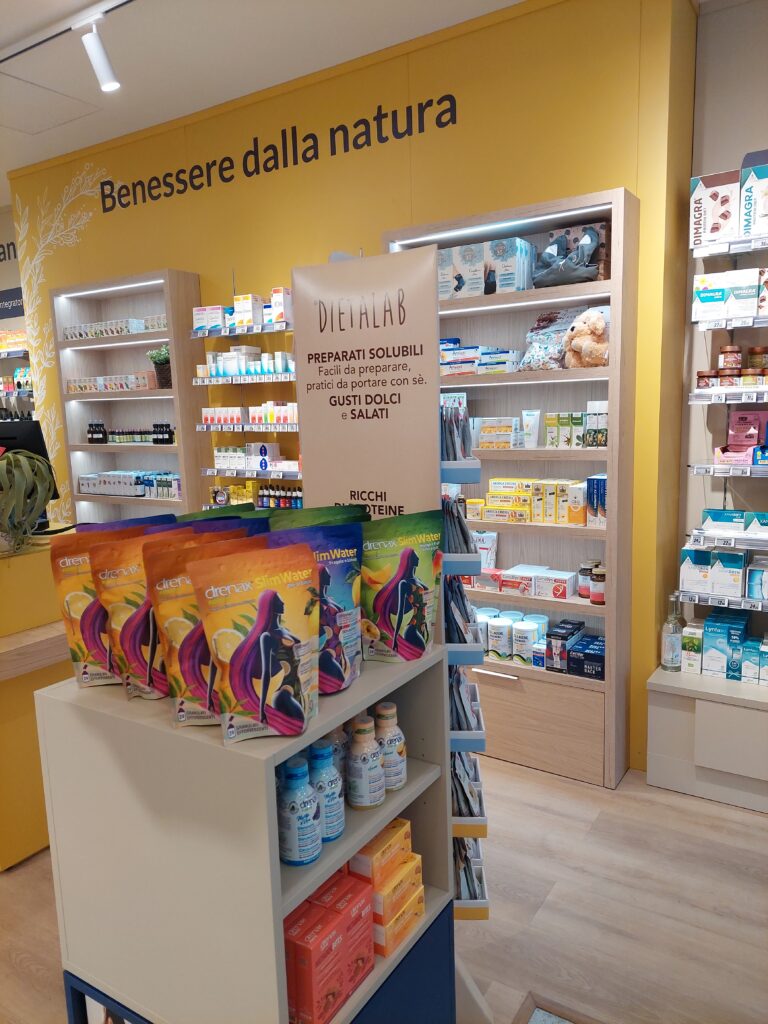 Farmacia Saint Christophe: progetto di visual merchandising tra esperienza e performance &ndash; Now Farmacia
