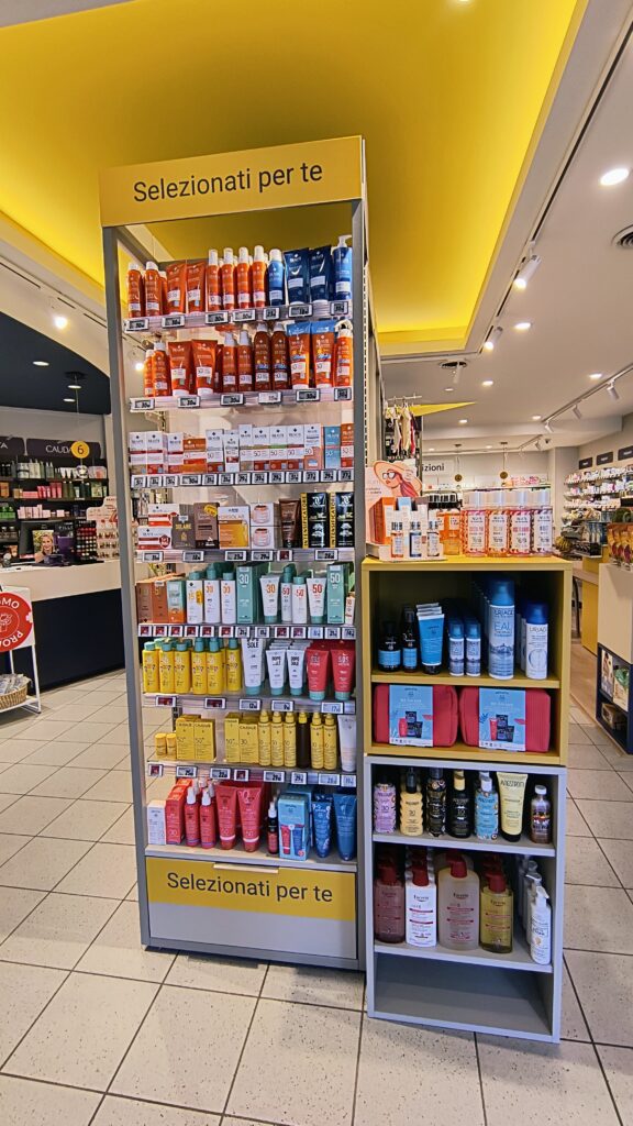 Farmacia Saint Christophe: progetto di visual merchandising tra esperienza e performance &ndash; Now Farmacia